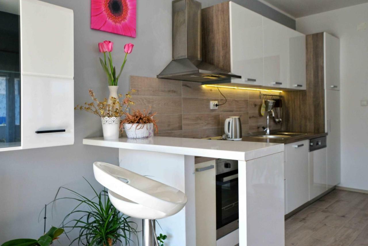 Apartment Kristina Murter Buitenkant foto