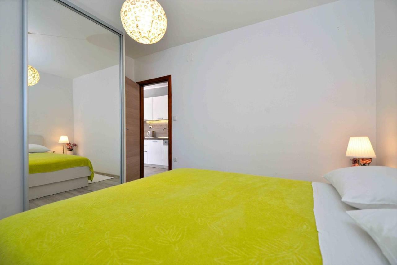 Apartment Kristina Murter Buitenkant foto