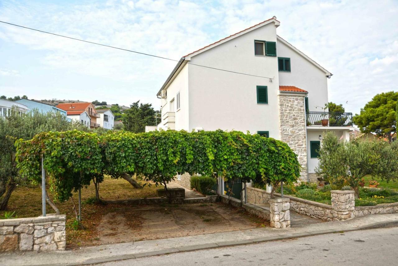 Apartment Kristina Murter Buitenkant foto